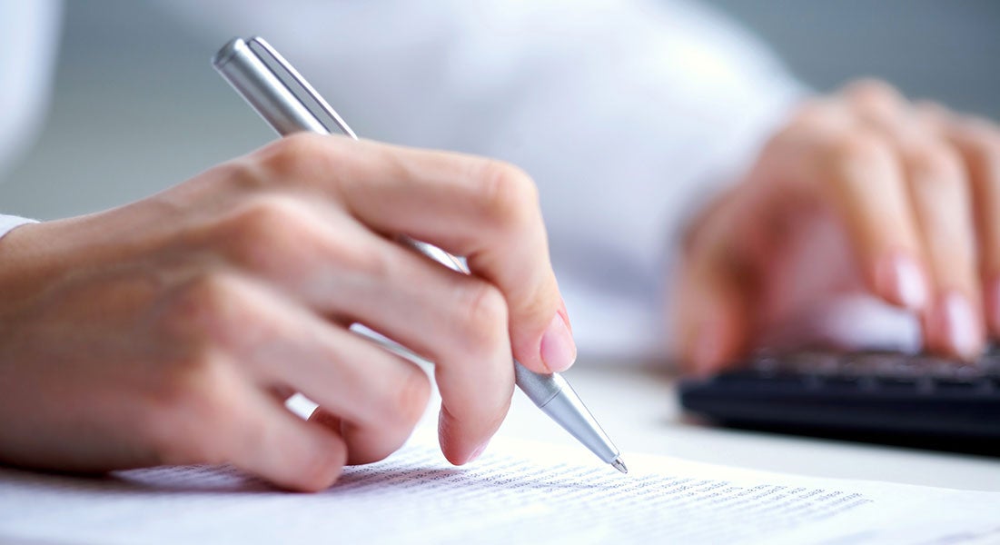 Shop Click Drive in Iowa City, IA