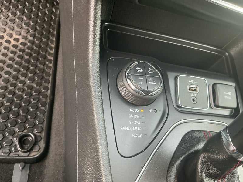 2020 Jeep Cherokee Trailhawk