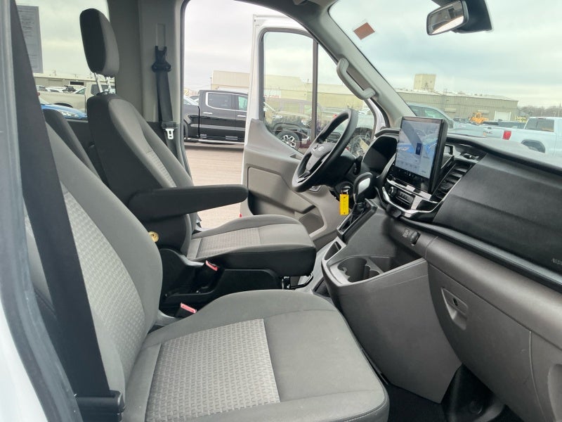 2024 Ford Transit Passenger Wagon XL