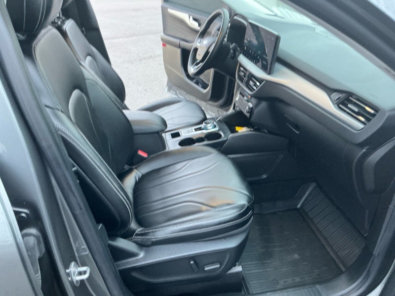 2025 Ford Escape Platinum