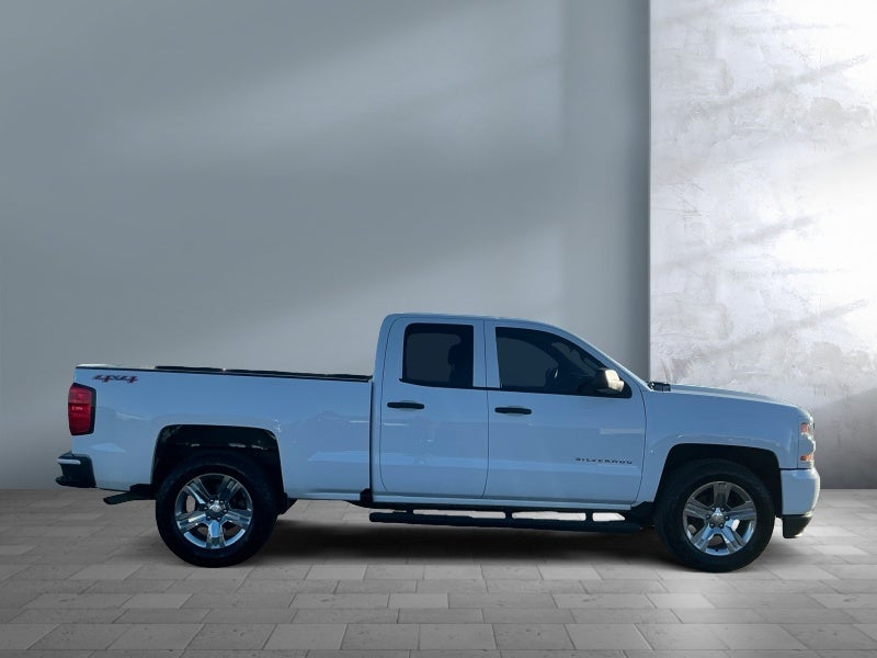 2017 Chevrolet Silverado 1500 Custom