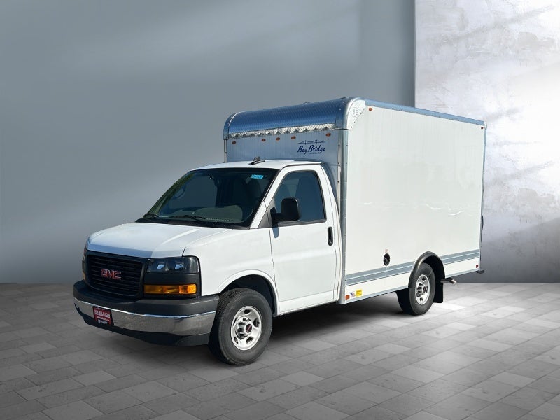 2025 GMC Savana Cutaway 3500 1WT