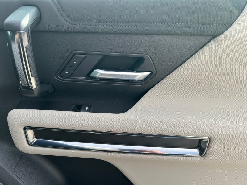 2026 GMC HUMMER EV SUV 2X