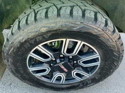 2023 GMC Sierra 2500 HD AT4