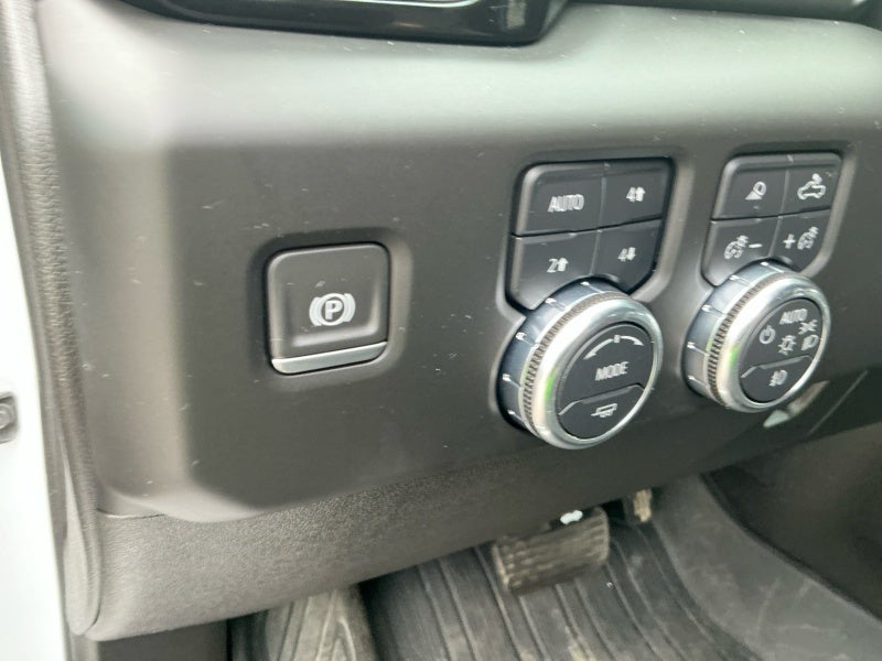 2024 GMC Sierra 3500 HD Denali