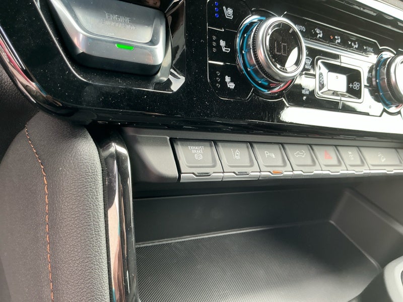 2025 GMC Sierra 3500 HD AT4