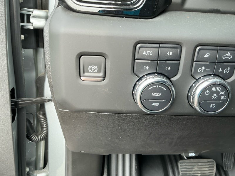 2025 GMC Sierra 3500 HD AT4