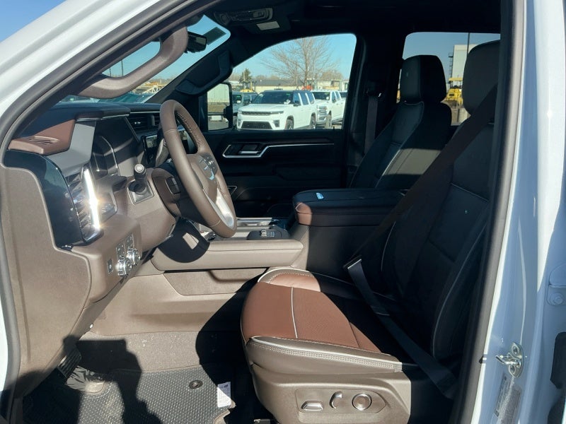 2026 GMC Sierra 3500 HD Denali DRW