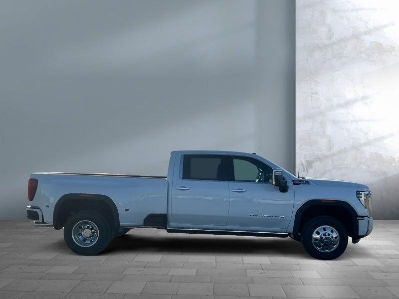 2026 GMC Sierra 3500 HD Denali DRW
