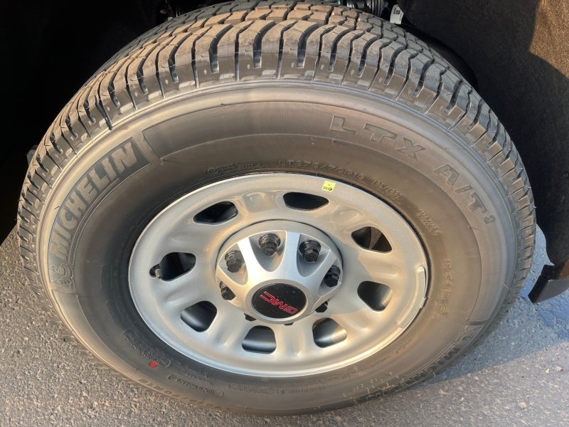 2025 GMC Sierra 2500 HD Pro