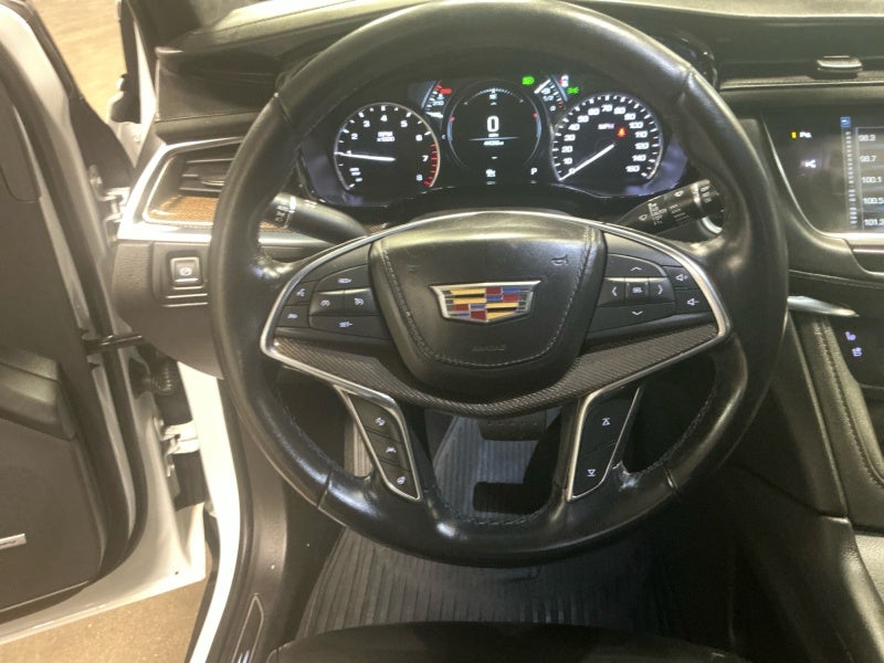 2019 Cadillac XT5 Platinum AWD