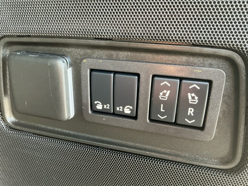 2024 Cadillac Escalade ESV Sport Platinum