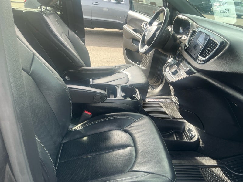 2020 Chrysler Pacifica Launch Edition