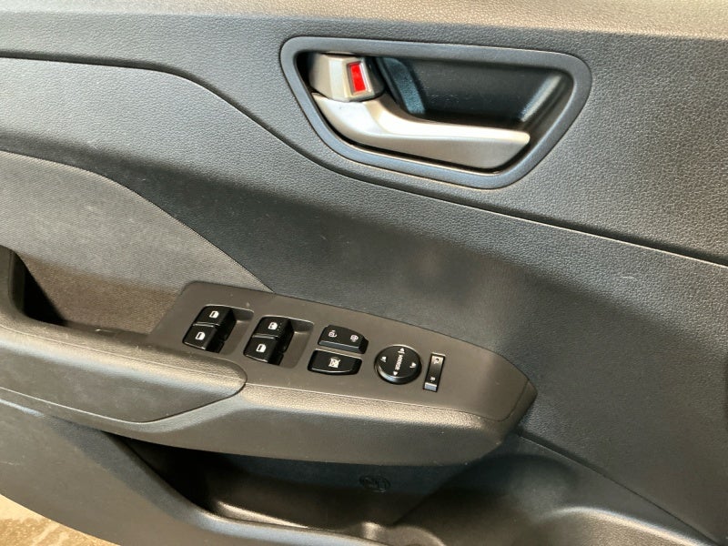 2021 Hyundai Accent SE