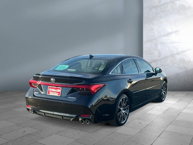 2022 Toyota Avalon Touring