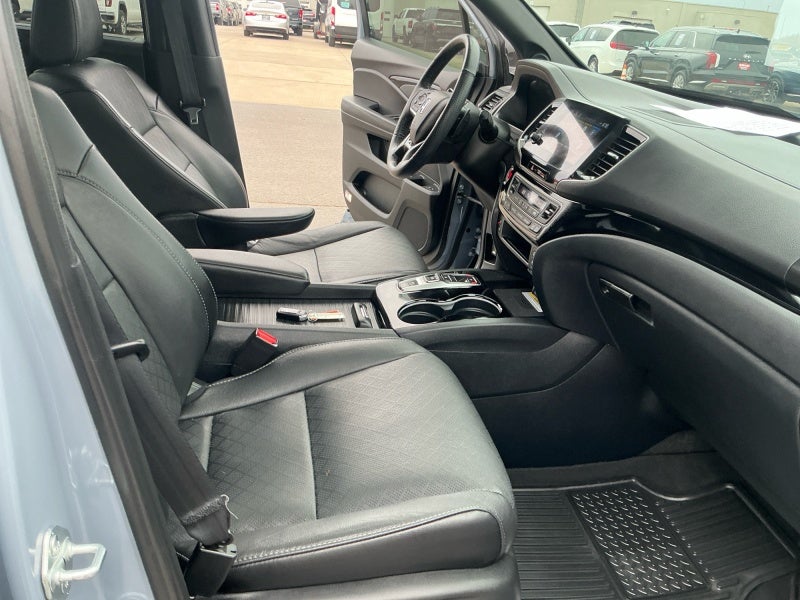 2023 Honda Passport Elite