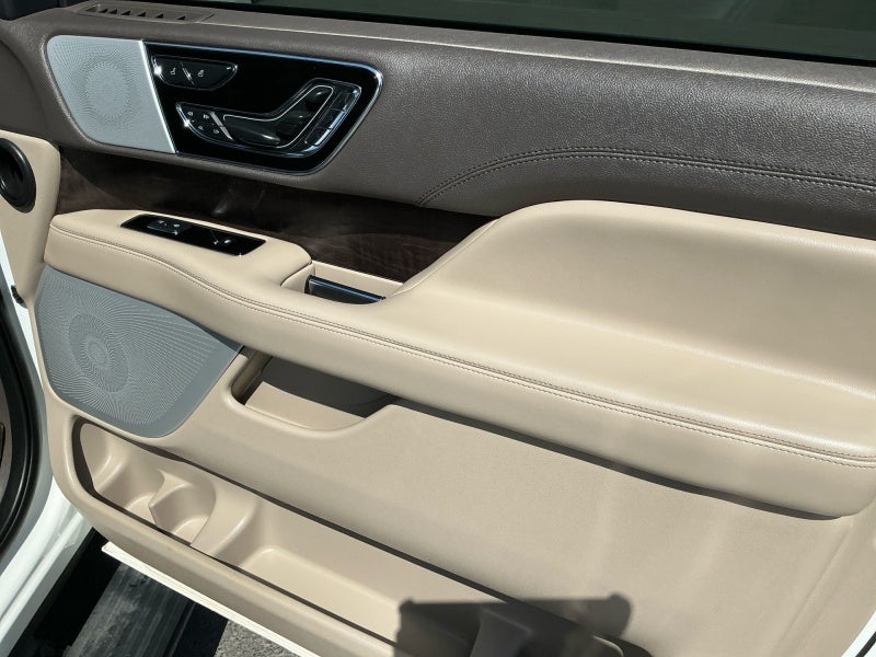 2023 Lincoln Navigator L Reserve