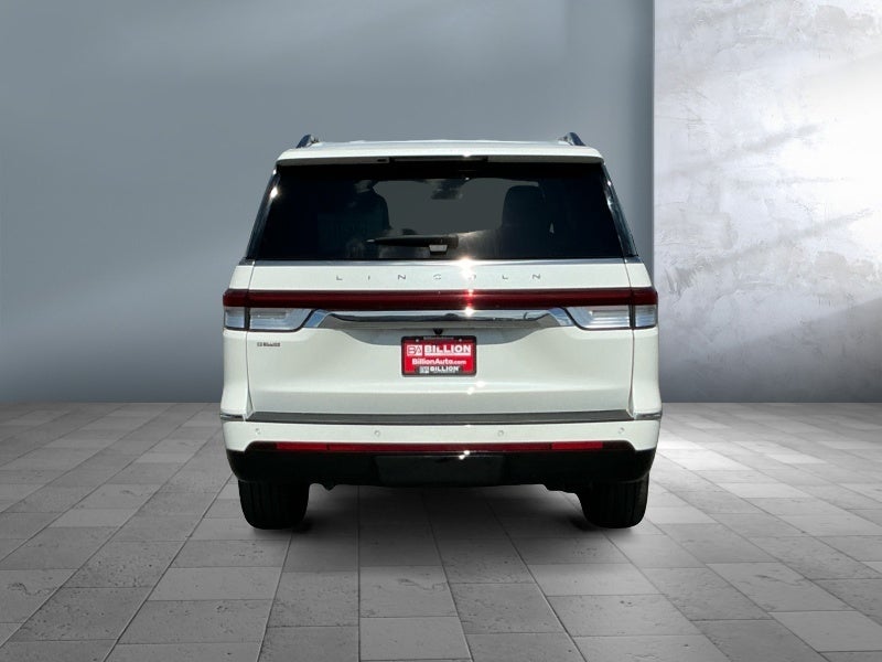 2023 Lincoln Navigator L Reserve