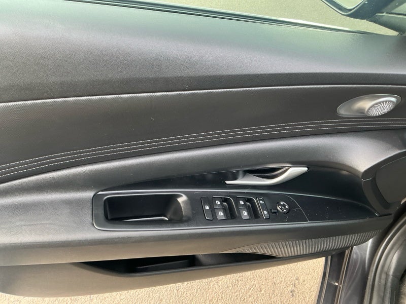 2022 Hyundai Elantra Limited