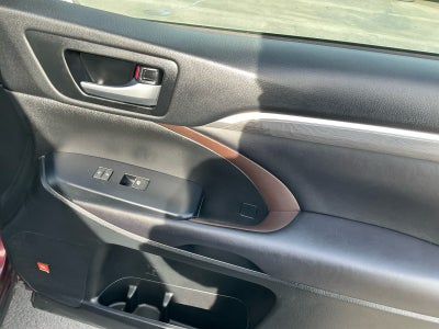 2017 Toyota Highlander Limited