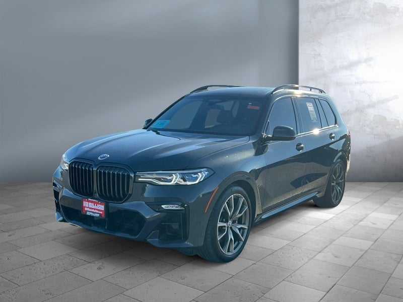 2022 BMW X7 M50i