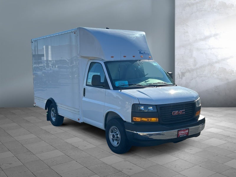 2025 GMC Savana Cutaway 3500 1WT
