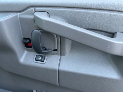 2025 GMC Savana Cutaway 3500 1WT