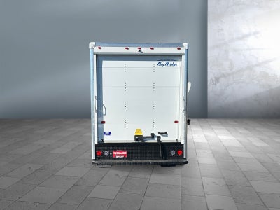 2025 GMC Savana Cutaway 3500 1WT