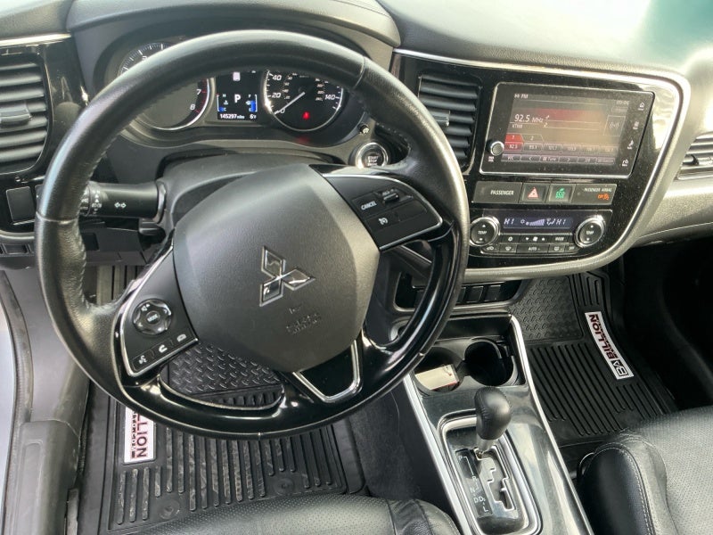 2017 Mitsubishi Outlander SE