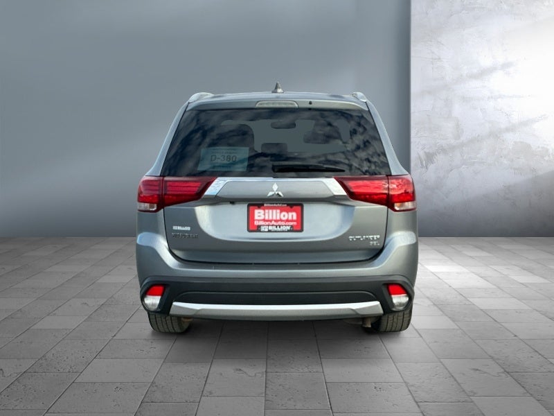 2017 Mitsubishi Outlander SE