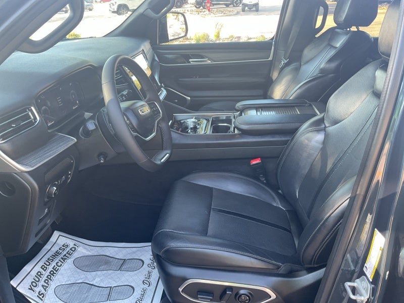 2023 Jeep Wagoneer Series III