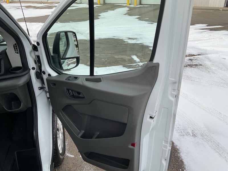 2023 Ford Transit Passenger Wagon XL