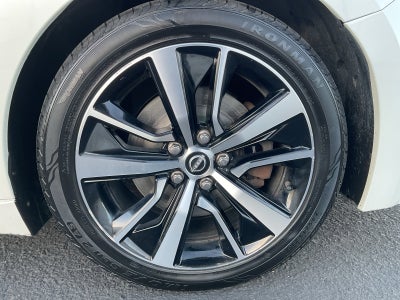 2023 Nissan Maxima SL