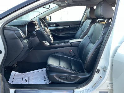 2023 Nissan Maxima SL