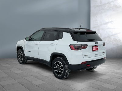 2025 Jeep Compass Trailhawk