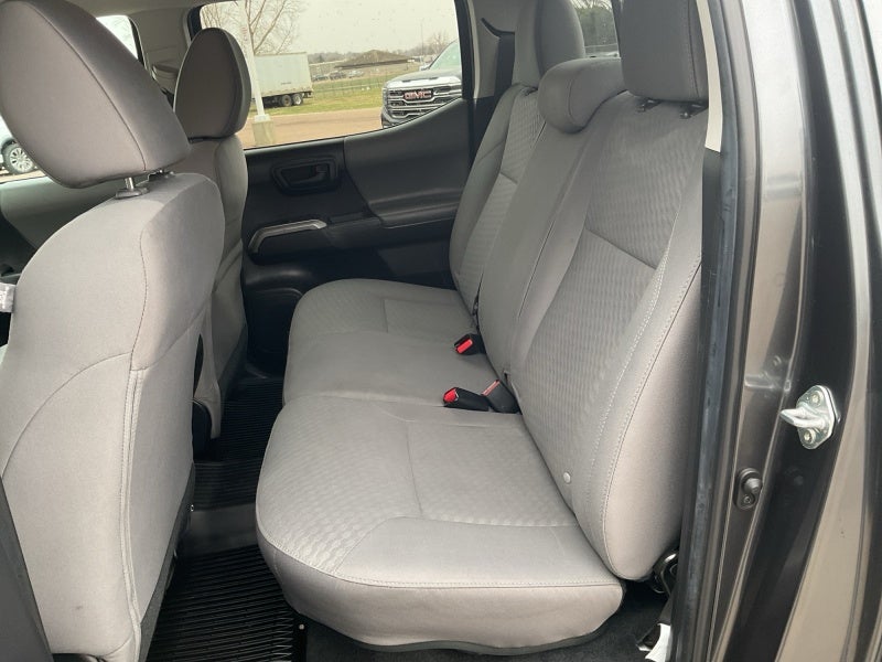 2022 Toyota Tacoma 4WD SR