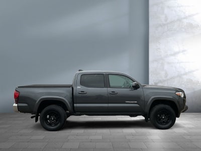2022 Toyota Tacoma 4WD SR