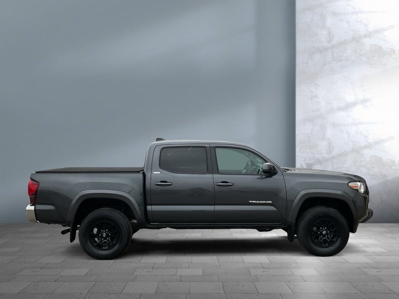 2022 Toyota Tacoma 4WD SR