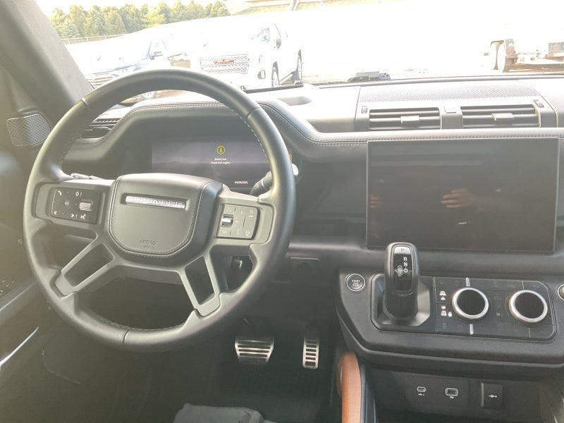 2024 Land Rover Defender X