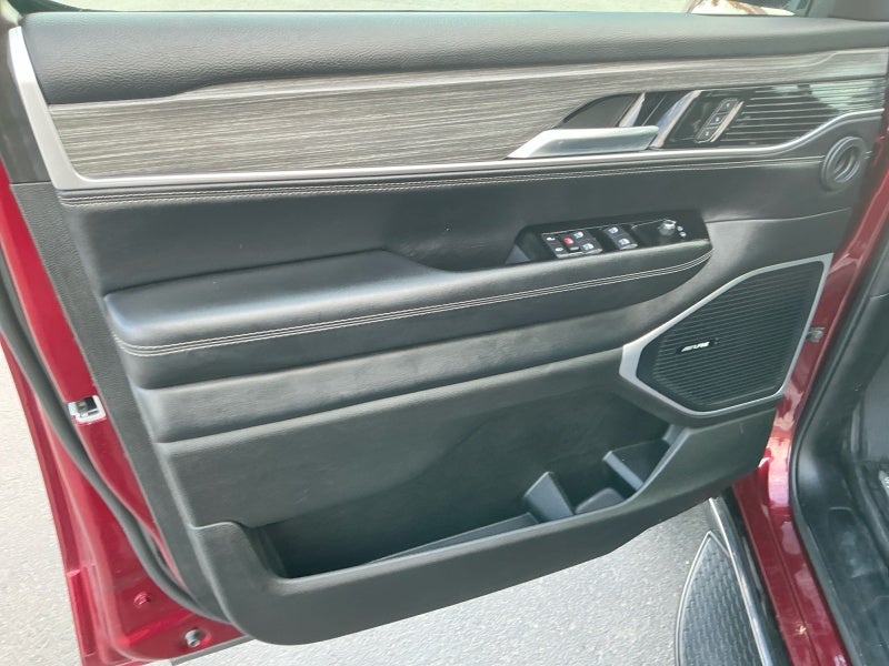 2024 Jeep Wagoneer Series III