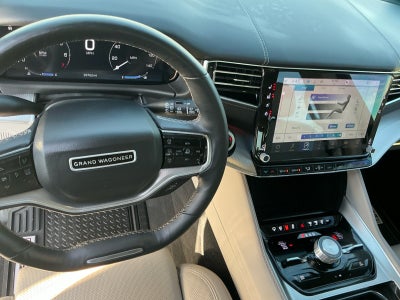 2023 Jeep Grand Wagoneer BASE