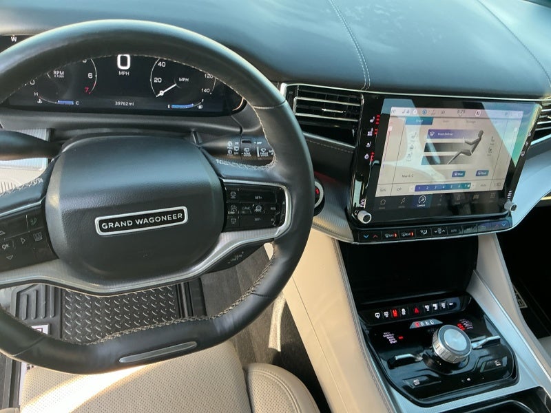 2023 Jeep Grand Wagoneer BASE