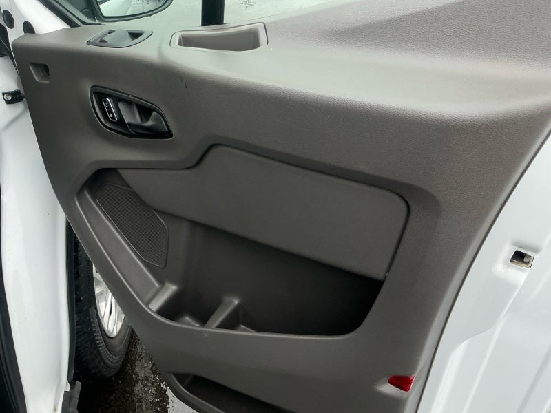 2024 Ford Transit Passenger Wagon XL