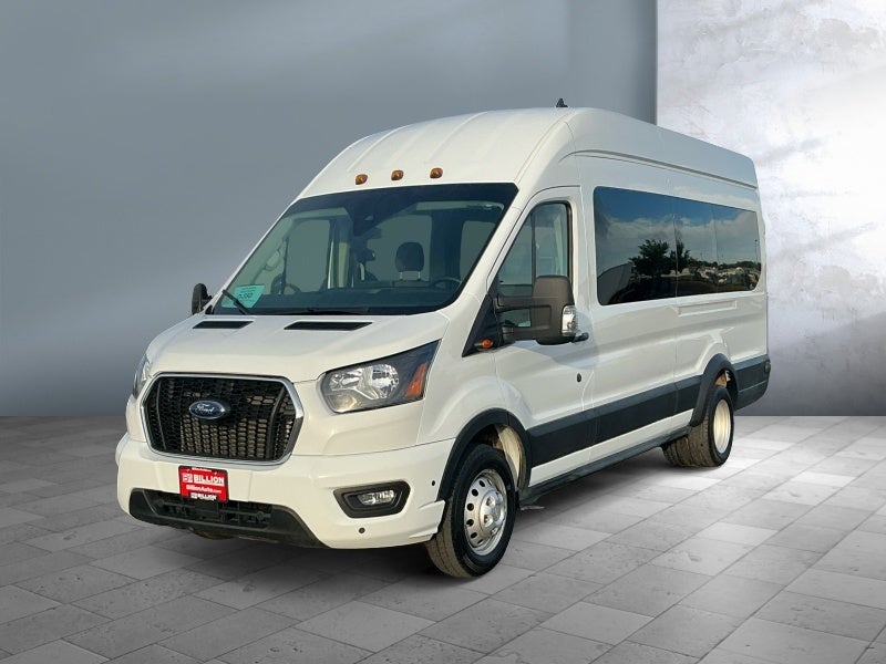 2024 Ford Transit Passenger Wagon XL