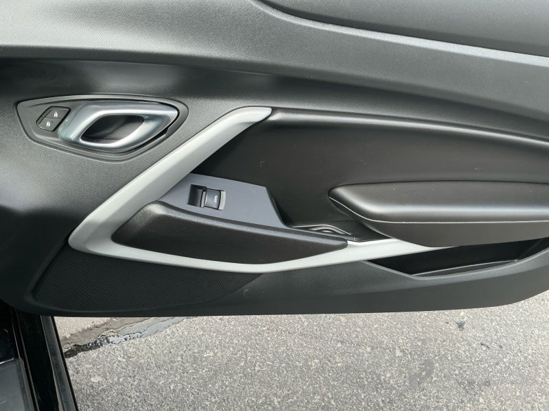 2018 Chevrolet Camaro 1LS