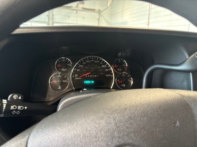 2024 Chevrolet Express Passenger 2500 1LT