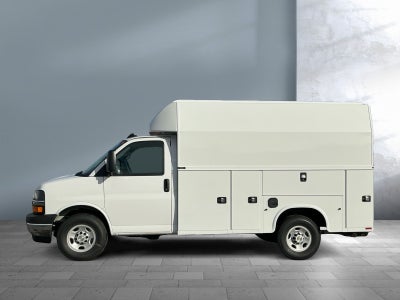 2025 Chevrolet Express Cutaway 3500 1WT