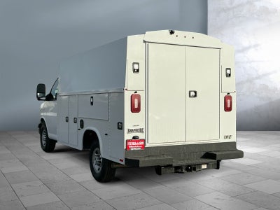 2025 Chevrolet Express Cutaway 3500 1WT