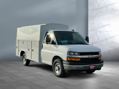 2025 Chevrolet Express Cutaway 3500 1WT