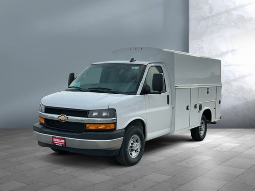 2025 Chevrolet Express Cutaway 3500 1WT